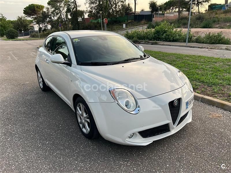 Blanco Usado 2011 Alfa Romeo MiTo Progression Utilitario | 4800 € (Precio justo) - Imagen 1/4