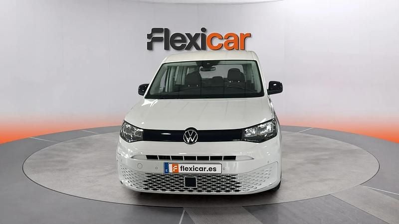 Usado VW Caddy Maxi 114 CV (83 kW) 2023 Blanco Monovolumen