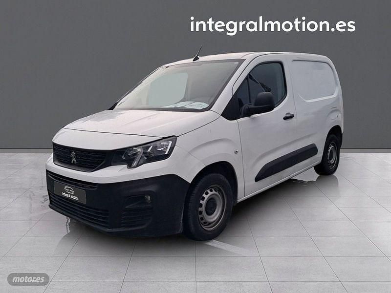Blanco Usado 2019 Peugeot Partner Monovolumen | 8917 € (Precio justo) - Imagen 1/4