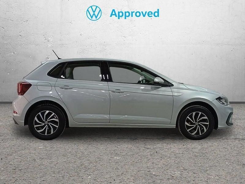 Usado VW Polo Life 95 CV (69 kW) 2024 Gris / plata Utilitario
