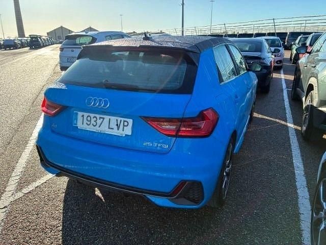Usado Audi A1 95 CV (69 kW) 2022 Azul SUV