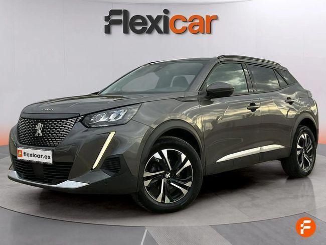 Usado Peugeot 2008 Allure 130 CV (95 kW) 2020 Gris SUV