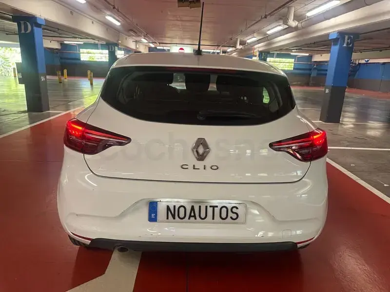 Usado Renault Clio V Intens 85 CV (62 kW) 2020 Blanco Berlina