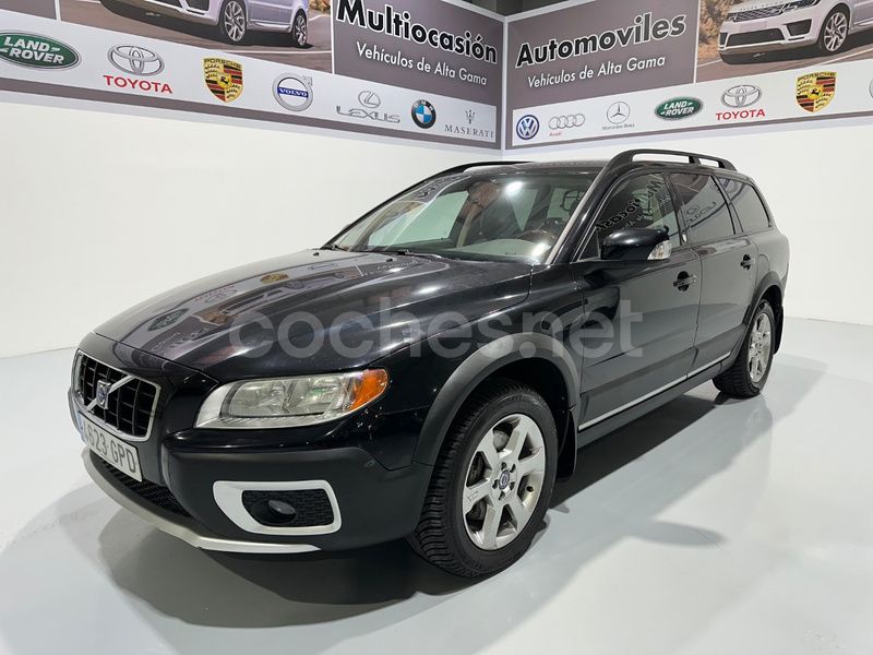 Negro Usado 2008 Volvo XC70 Momentum SUV | 9990 € - Imagen 1/4