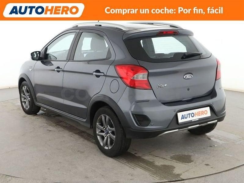 Usado Ford Ka Plus Active 86 CV (63 kW) 2019 Gris Utilitario