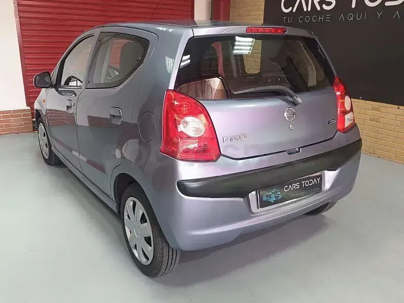 Usado Nissan Pixo Acenta 68 CV (50 kW) 2010 Azul Utilitario