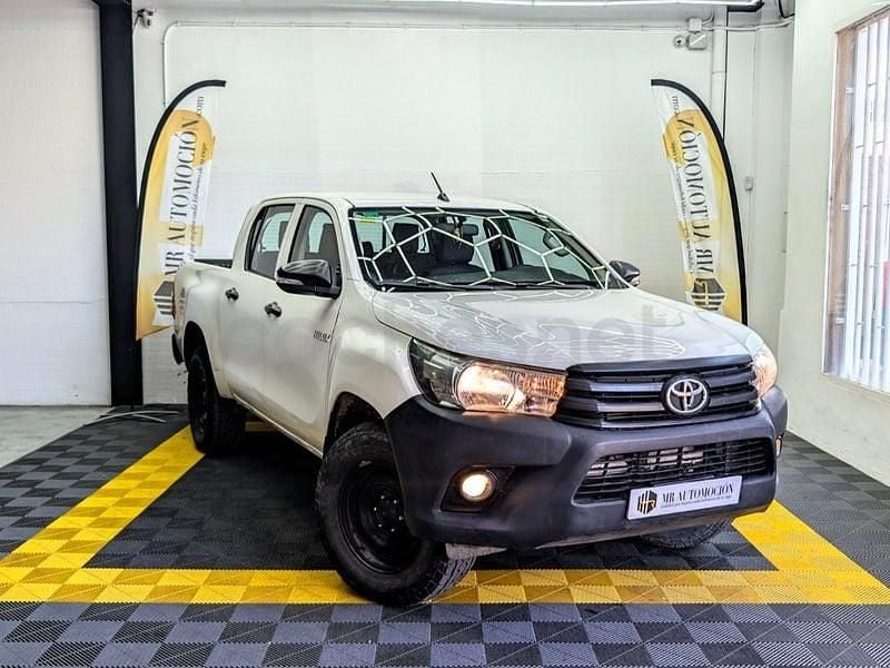 Usado Toyota HiLux 150 CV (110 kW) 2016 Blanco Pickup/Camioneta