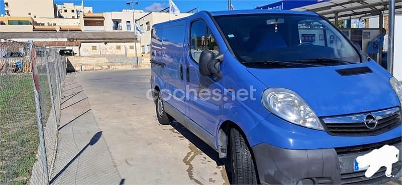 Usado Opel Vivaro 146 CV (107 kW) 2008 Azul Monovolumen