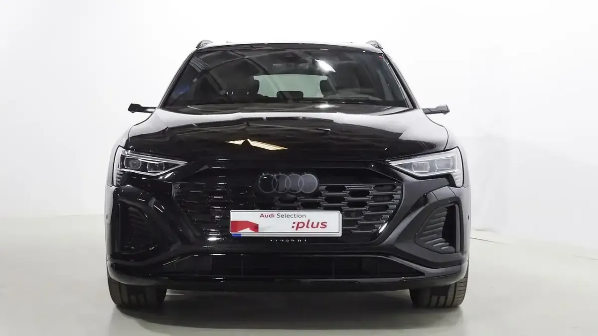 Usado Audi e-tron Sportback S-Line 300 kW (408 CV) 2023 Negro SUV