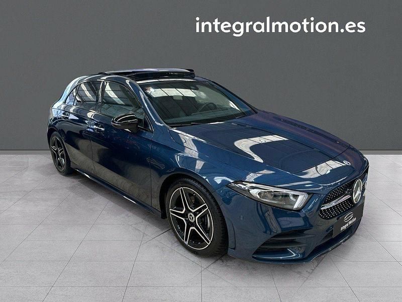 Usado Mercedes A200 150 CV (110 kW) 2022 Azul Berlina