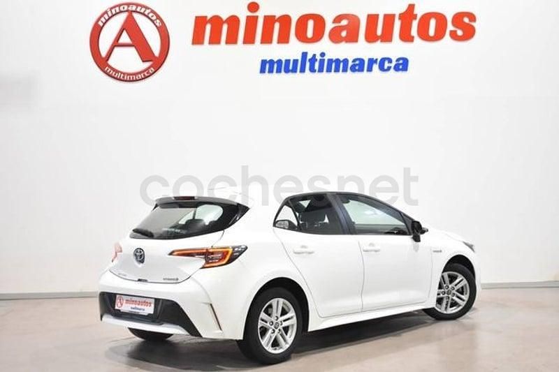 Usado Toyota Corolla Active 122 CV (89 kW) 2022 Blanco Berlina