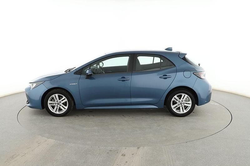 Usado Toyota Corolla Active 122 CV (89 kW) 2020 Azul Berlina