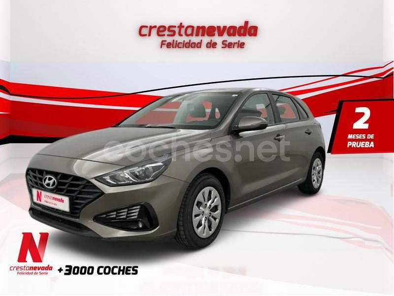 Usado Hyundai i30 110 CV (80 kW) 2021 Gris / plata Berlina
