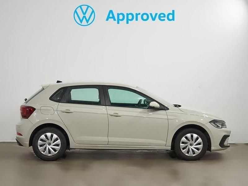 Usado VW Polo 95 CV (69 kW) 2022 Gris Utilitario