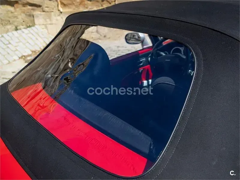 Usado Fiat Barchetta 130 CV (95 kW) 2002 Rojo Descapotable