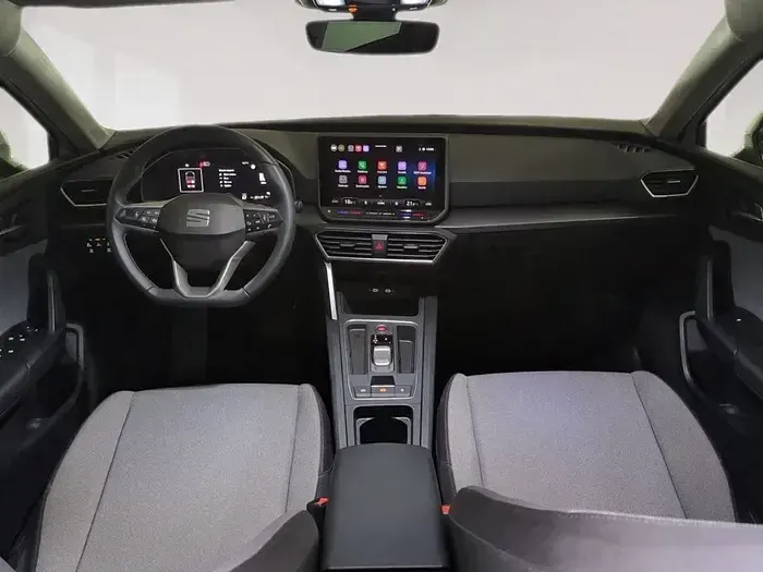 Usado Seat Leon Style 116 HP (85 kW) 2025 Branco Carrinha