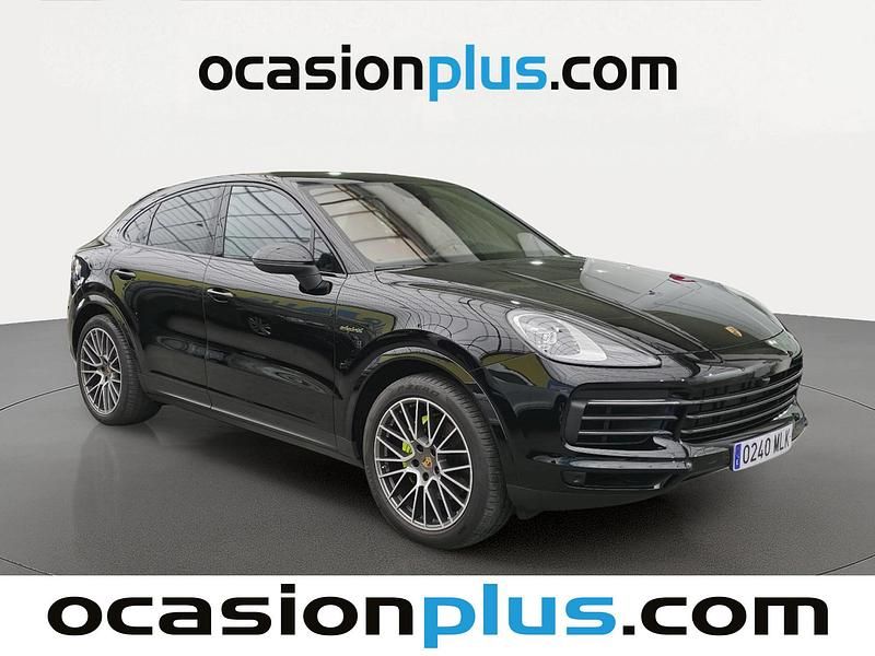 Usado Porsche Cayenne Platinum Edition 462 CV (339 kW) 2022 Negro SUV