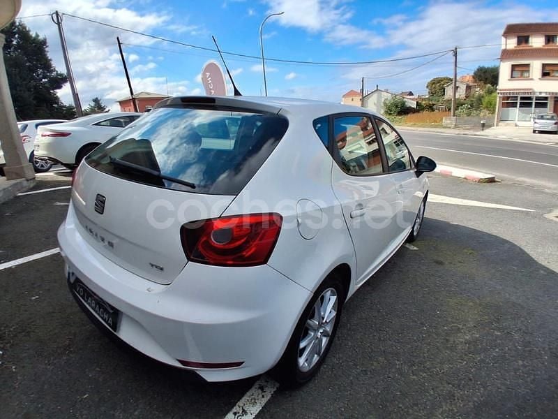 Usado Seat Ibiza Style 105 CV (77 kW) 2014 Blanco Berlina