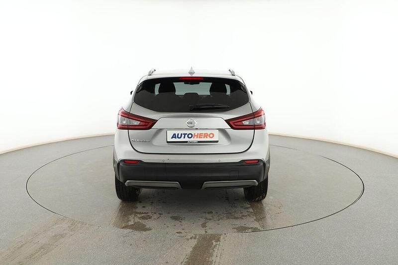 Usado Nissan Qashqai N-Connecta 140 CV (102 kW) 2021 Gris SUV
