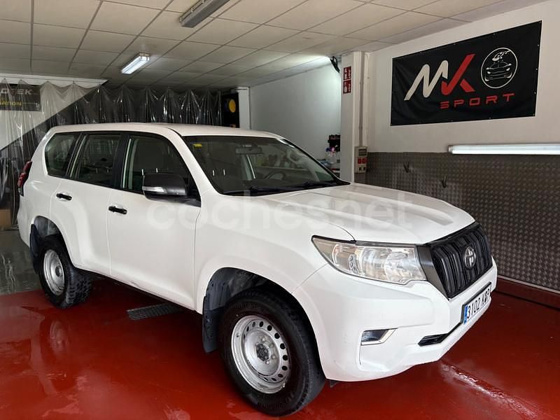 Blanco Usado 2019 Toyota Land Cruiser SUV | 29.900 € (Super precio) - Imagen 1/4
