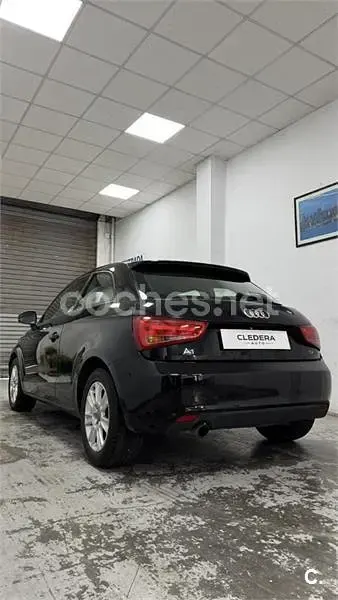Usado Audi A1 Attraction 90 CV (66 kW) 2013 Negro Utilitario