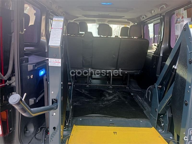 Usado Opel Vivaro 125 CV (91 kW) 2018 Gris / plata Monovolumen