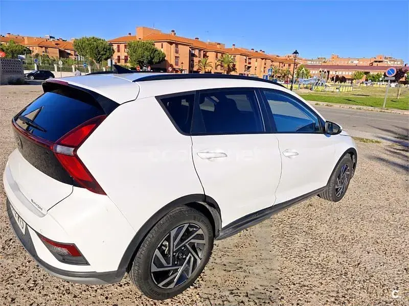 Usado Hyundai Bayon 84 CV (61 kW) 2024 Blanco SUV