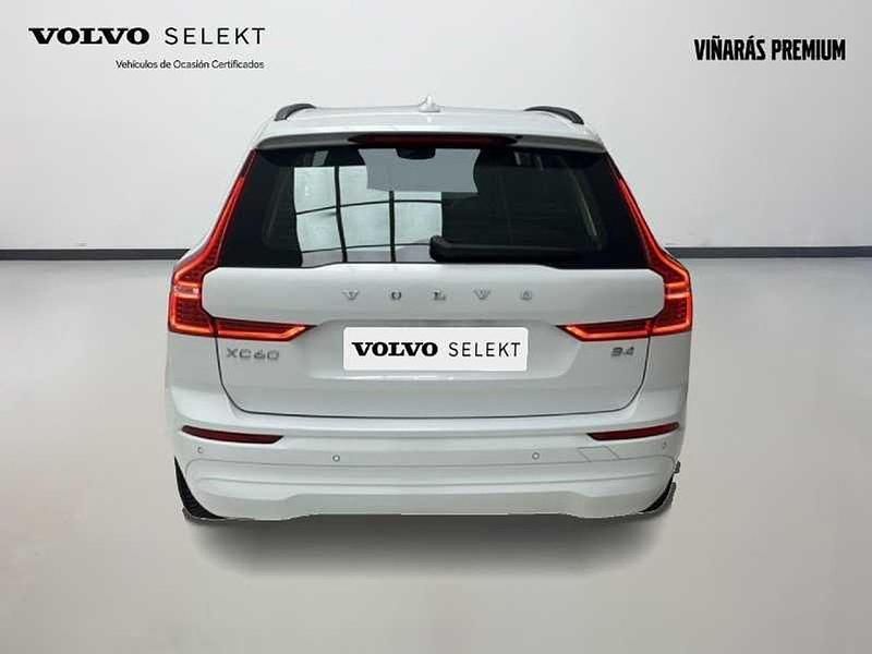 Usado Volvo XC60 Core 2023 Blanco SUV