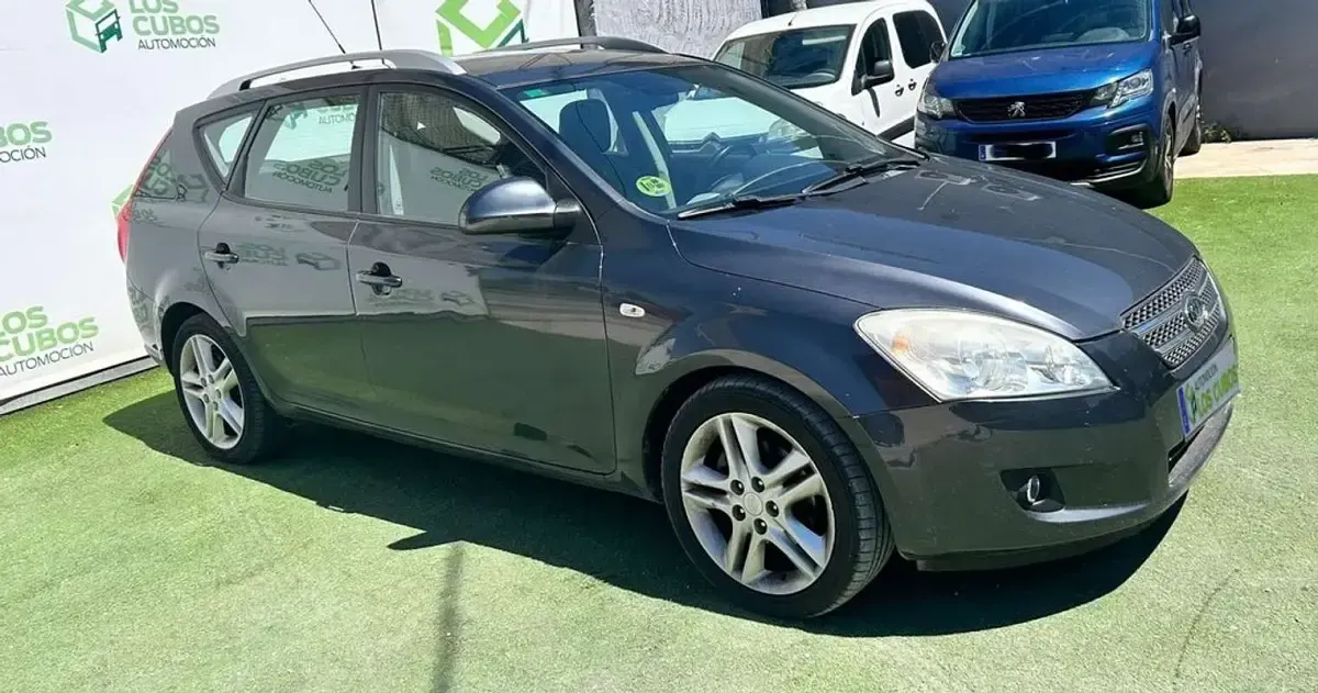 Usado Kia Sportage 139 CV (102 kW) 2008 Gris SUV