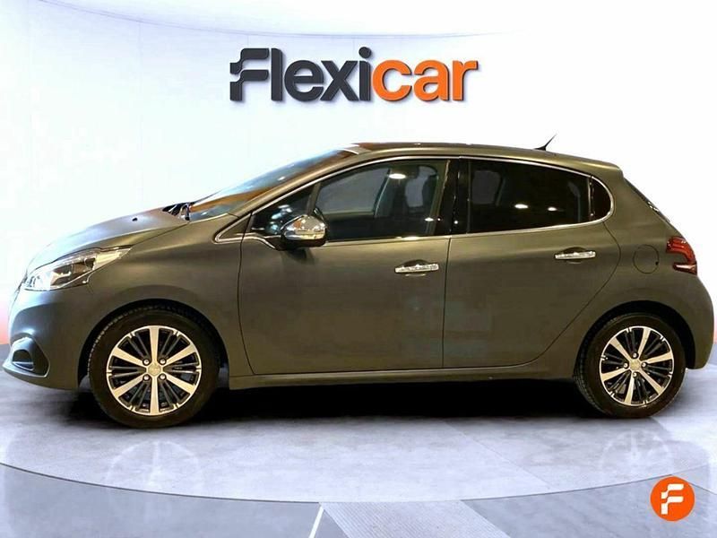 Usado Peugeot 208 Allure 100 CV (73 kW) 2016 Gris Utilitario