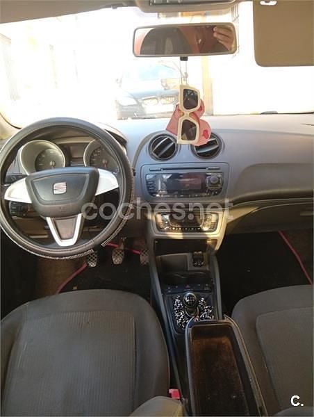 Usado Seat Ibiza ST Reference 90 CV (66 kW) 2010 Blanco Familiar