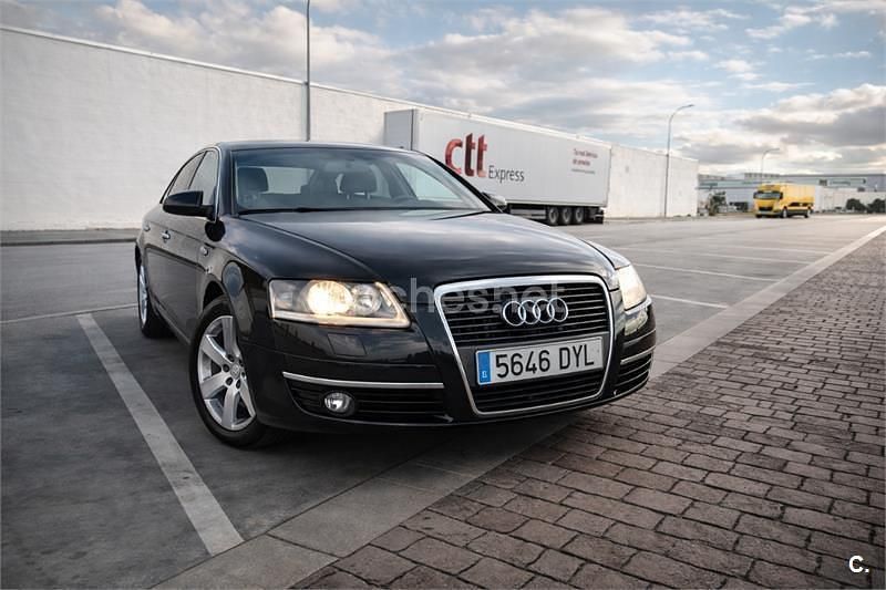Usado Audi A6 140 CV (102 kW) 2006 Azul Berlina