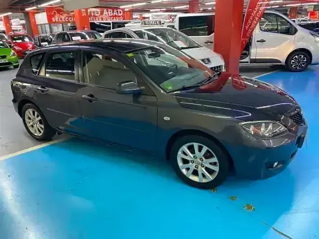 Usado Mazda 3 Active Plus 105 CV (77 kW) 2007 Gris Utilitario