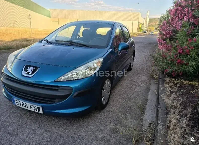 Usado Peugeot 207 Premium 90 CV (66 kW) 2007 Azul Berlina