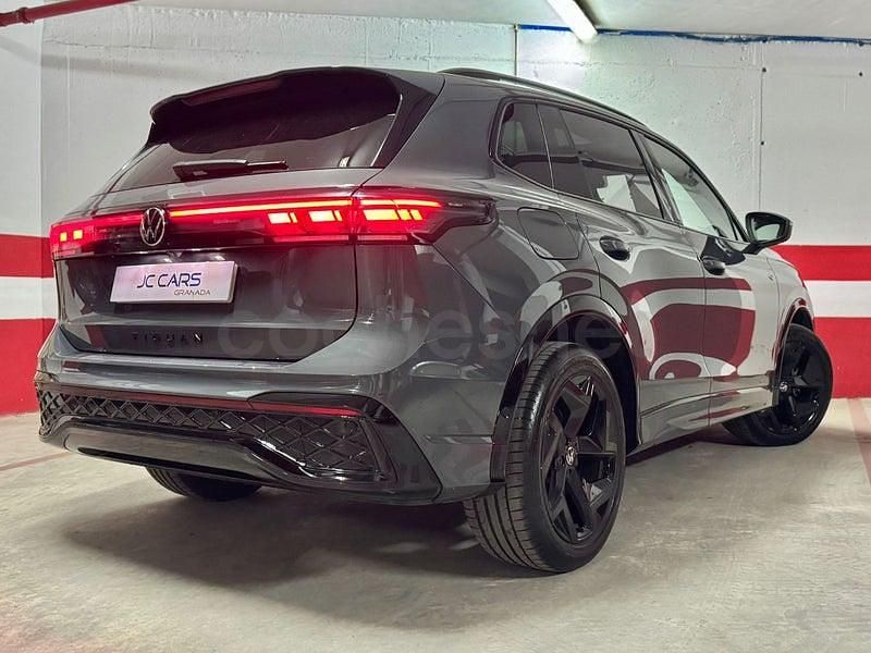 Usado VW Tiguan R-line 150 CV (110 kW) 2025 Gris / plata SUV
