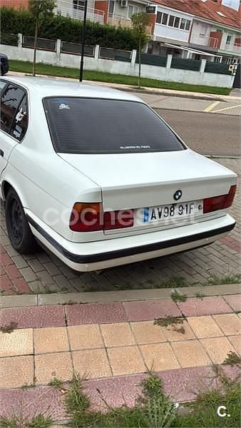 Usado BMW 518 113 CV (83 kW) 1993 Blanco Berlina