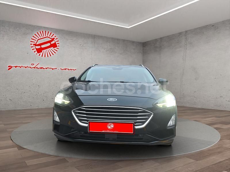 Usado Ford Focus Active 120 CV (88 kW) 2019 Negro Berlina