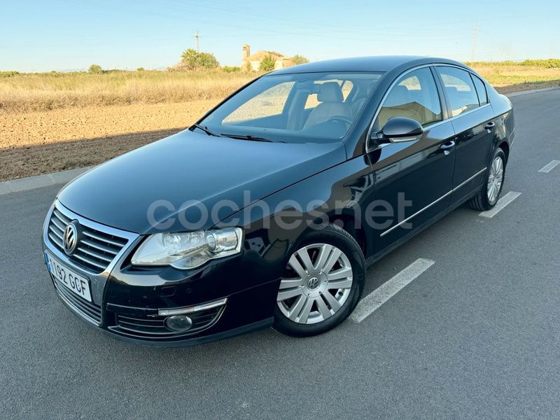 Negro Usado 2008 VW Passat Advance Berlina | 7995 € (Caro) - Imagen 1/4
