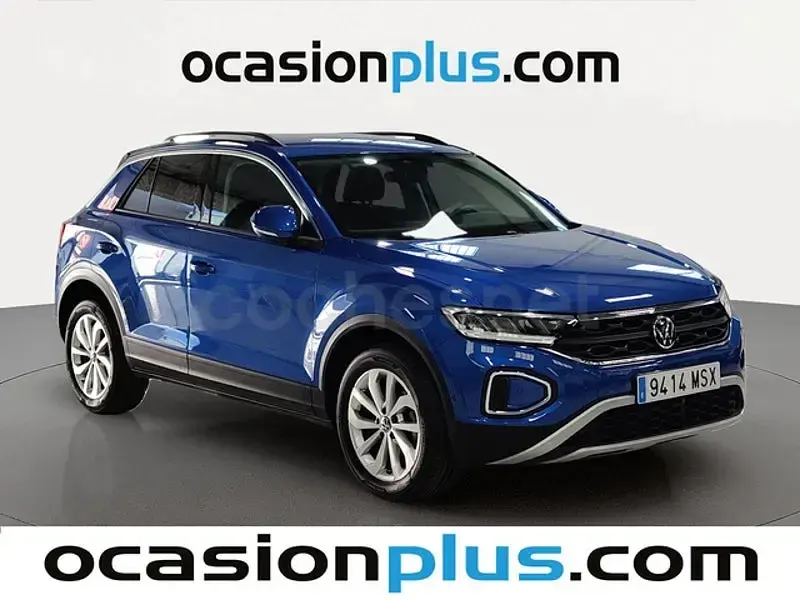 Usado VW T-Roc Life 110 CV (80 kW) 2024 Azul SUV