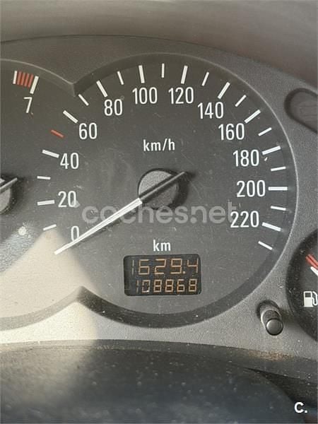 Blanco Usado 2009 Opel Combo Enjoy Monovolumen | 2950 € - Imagen 1/4