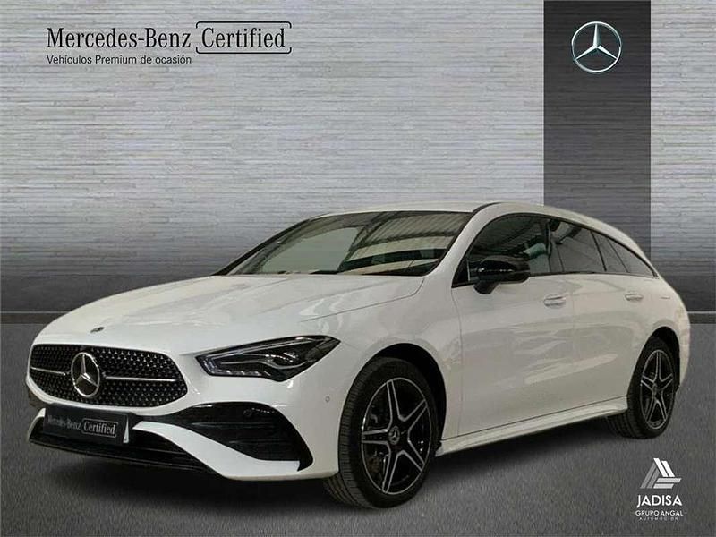 Usado Mercedes CLA250e Shooting Brake 218 CV (160 kW) 2024 Familiar