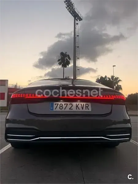 Usado Audi A7 Sportback 272 CV (200 kW) 2019 Gris / plata Utilitario