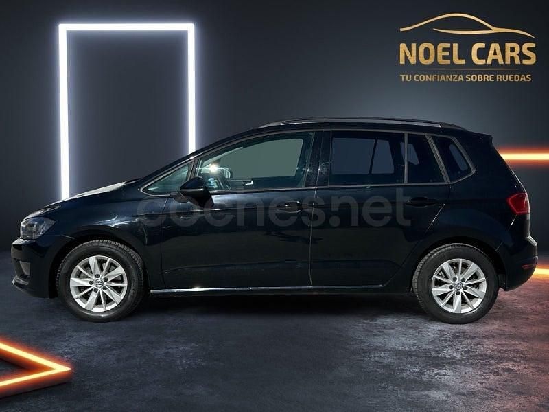 Usado VW Golf Sportsvan Advance 110 CV (80 kW) 2016 Negro Monovolumen