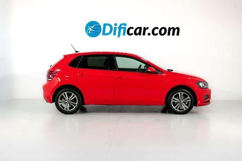 Usado VW Polo United 111 CV (81 kW) 2021 Rojo Berlina
