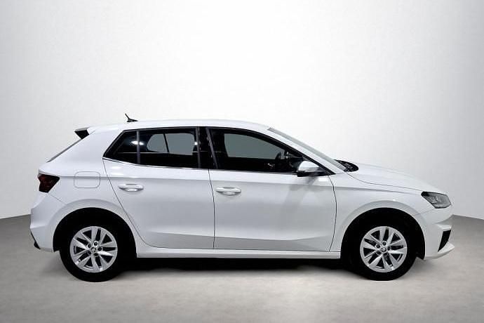 Usado Skoda Fabia Ambition 95 CV (69 kW) 2023 Utilitario