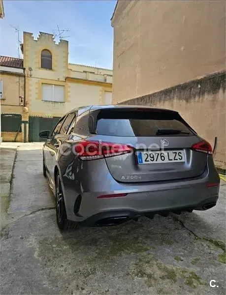 Usado Mercedes A200 150 CV (110 kW) 2022 Gris / plata Berlina