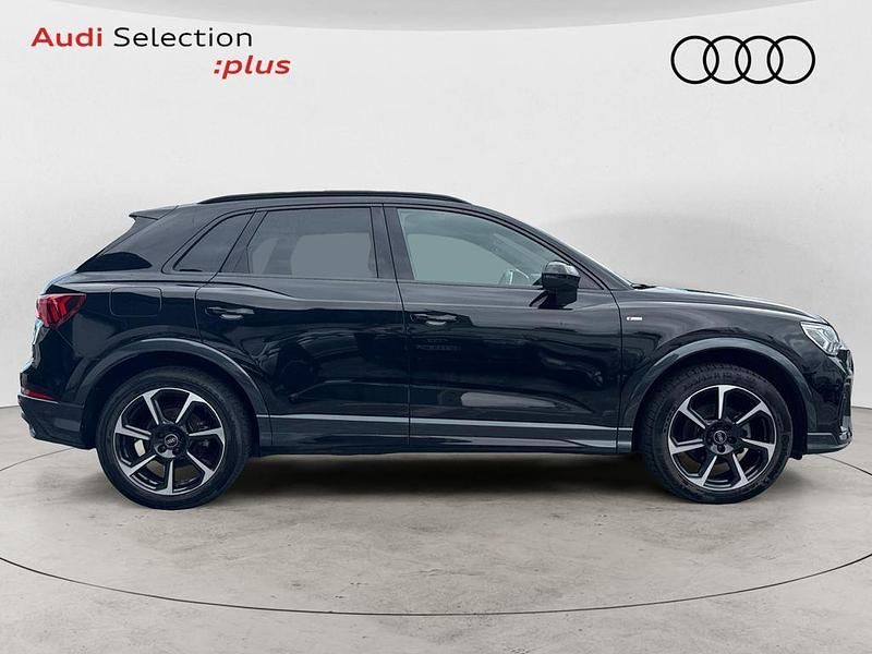 Usado Audi Q3 Ambiente 150 CV (110 kW) 2024 Negro SUV