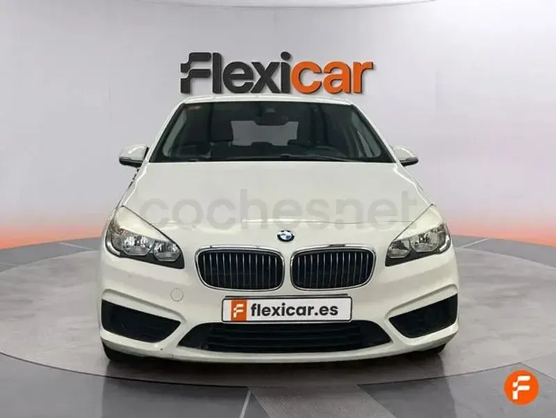 Usado BMW 216 Active Tourer 116 CV (85 kW) 2016 Blanco Monovolumen