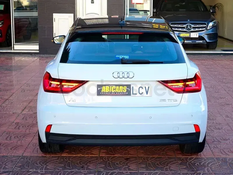 Usado Audi A1 Sportback 95 CV (69 kW) 2019 Blanco Utilitario