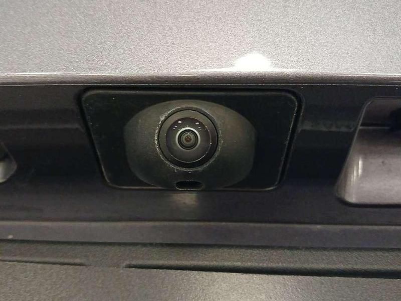 Usado Ebro s700 Luxury 147 CV (108 kW) 2025 Gris SUV